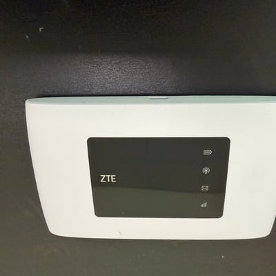 Lot of 400 - ZTE MF920U 4G LTE Mobile WiFi Hotspot Router